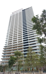 BAYZ TOWER&GARDEN