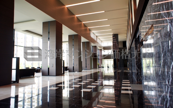 エントランスホール