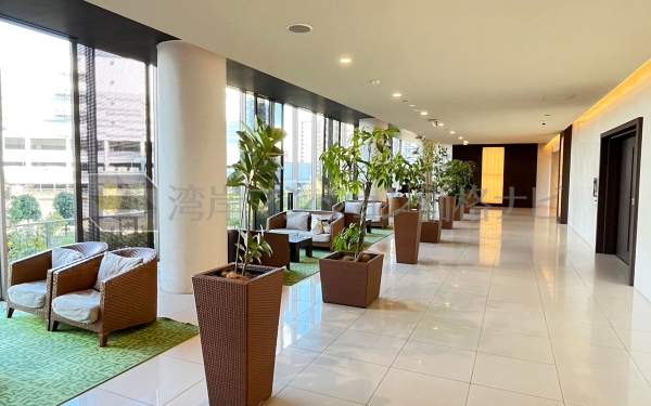 ガーデンラウンジ